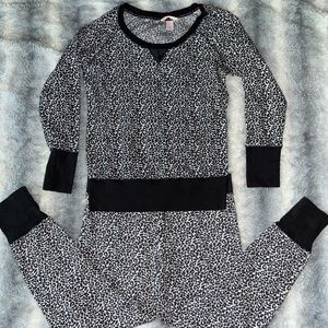 Victory Secret PJ set